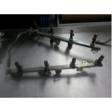 103T010 Fuel Injectors Set With Rail For 04-15 Nissan Titan  5.6 166007S000